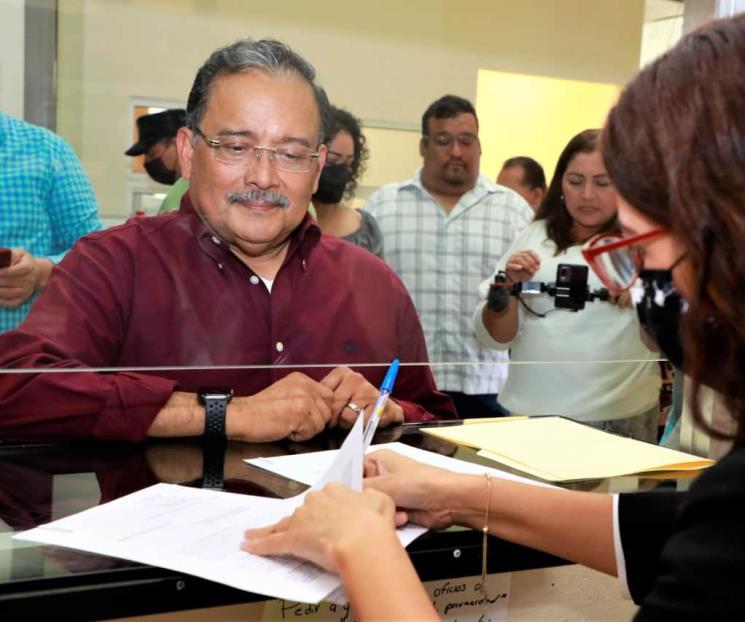 Pide Mijes reorientar distribución de egresos