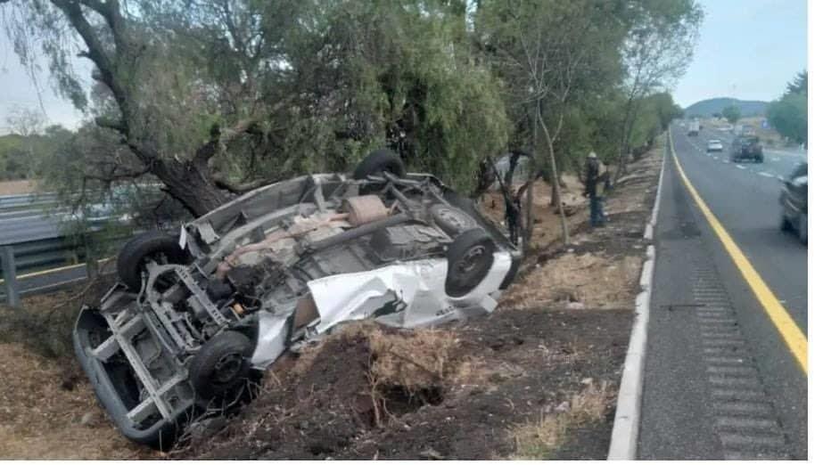 Fallecen 13 en choque en la México-Querétaro
