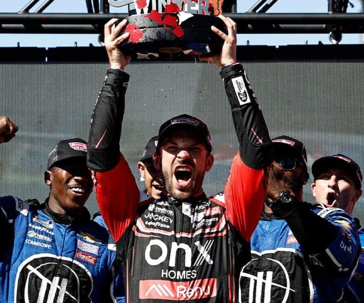 Agradece Suárez apoyo incondicional tras ganar en Sonoma