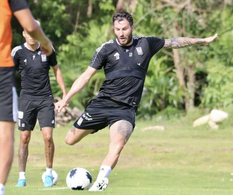Tienen Tigres última práctica en la Riviera Maya