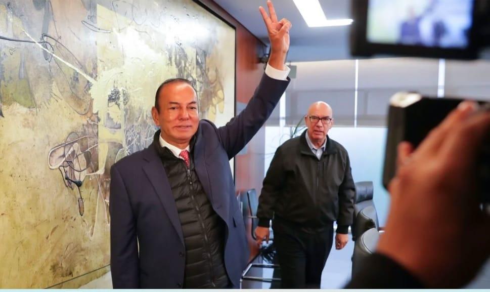 José Manuel del Río Virgen regresa al Senado con aplausos