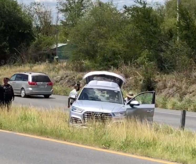 Sufre familia accidente vial