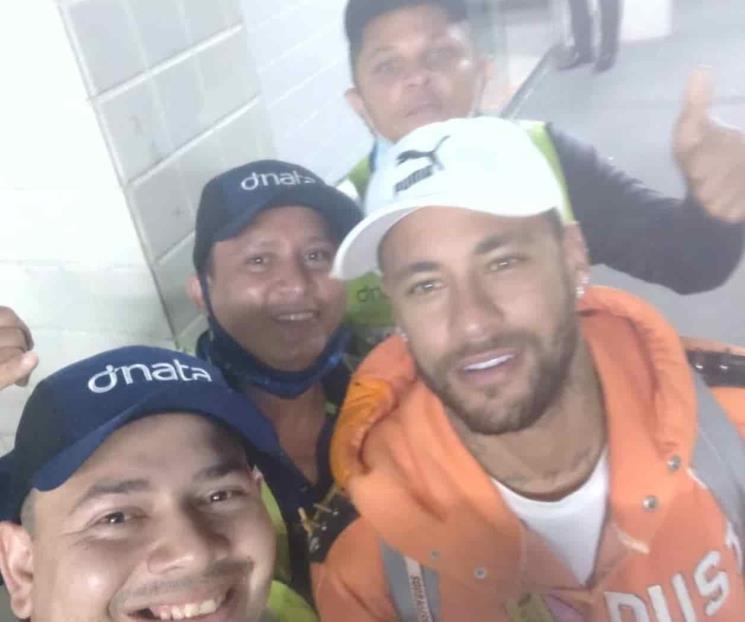 Aterriza de emergencia avión privado de Neymar Junior