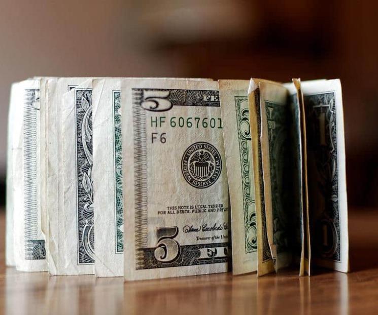 Avanza recuperación del peso mientras bolsas rebotan en EU