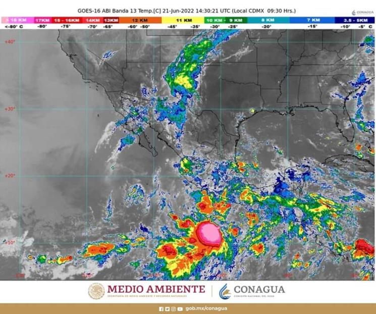 Celia se intensifica a tormenta tropical