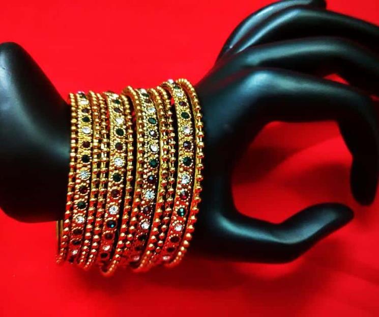 Aretes y pulseras dominan ventas del sector joyero