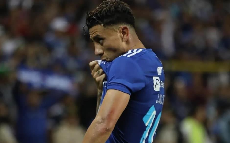 Pone Joao plazo a Rayados