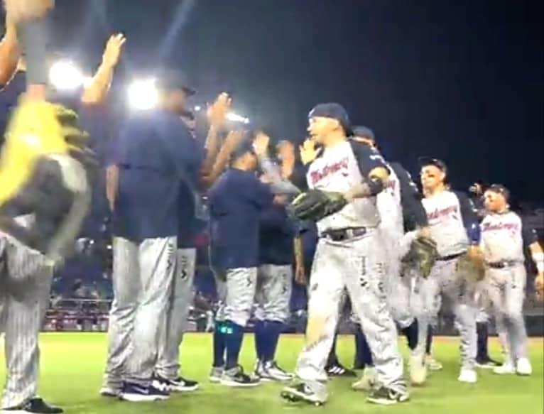 Amarran Sultanes serie