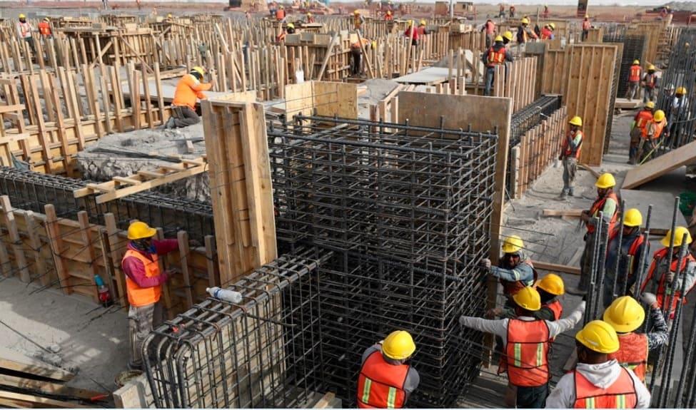Adeudan salarios a arqueólogos del INAH