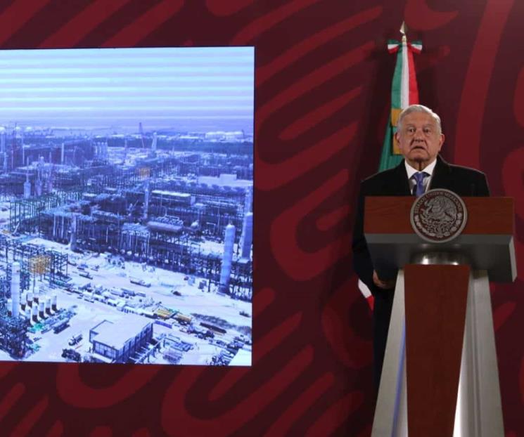AMLO reconoce incremento de refinería de Dos Bocas