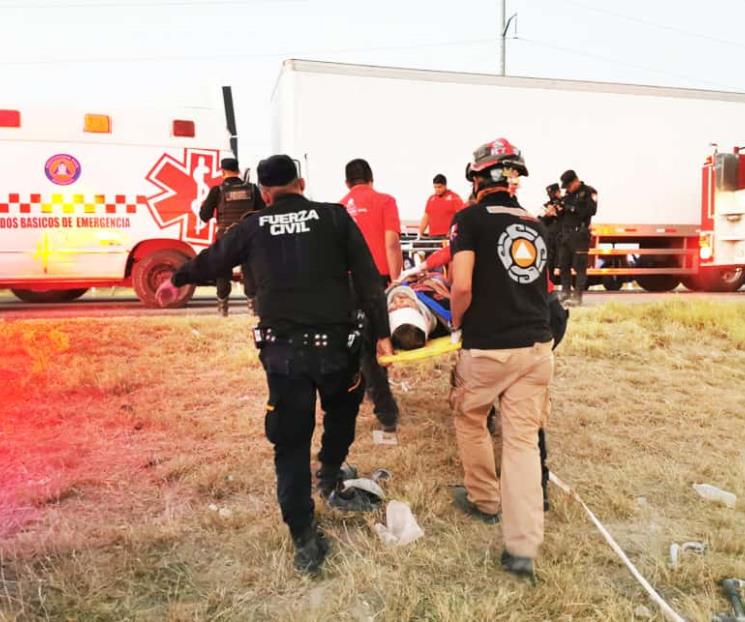 Mueren 2 elementos de la Guardia Nacional tras volcar