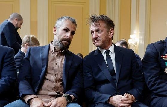 Sean Penn acude a la audiencia investiga asalto al Capitolio