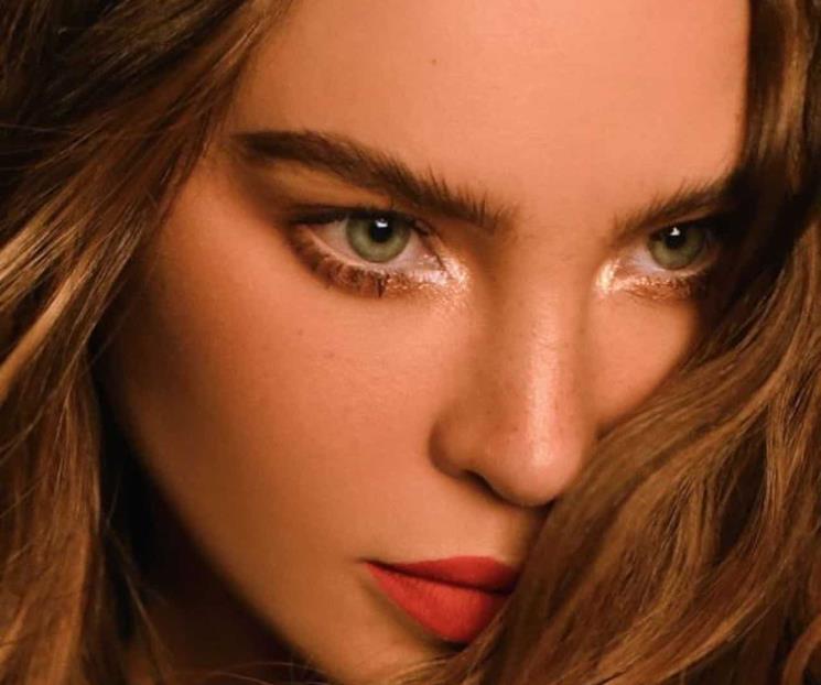 Belinda también se borra a Christian Nodal de la piel
