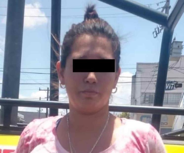 Las detienen por robar en frutería
