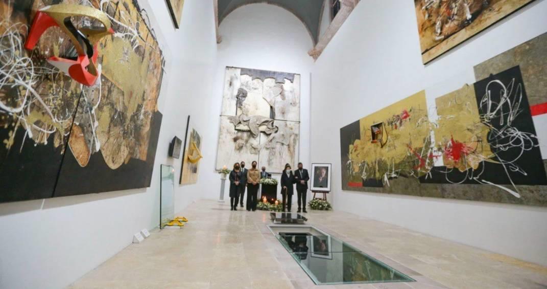 Depositan cenizas de Manuel Felguérez en Museo