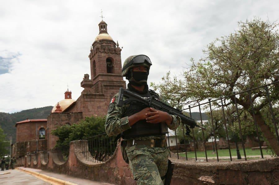 Cobra narco piso a parroquias