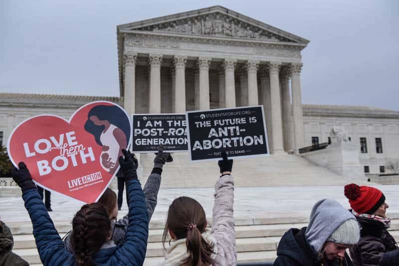 Siguen protestas en EU por fallo sobre aborto