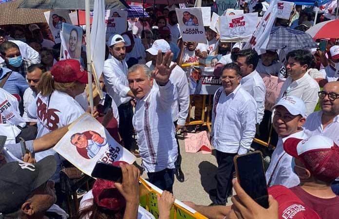 Señala Adán que no es momento de debate político