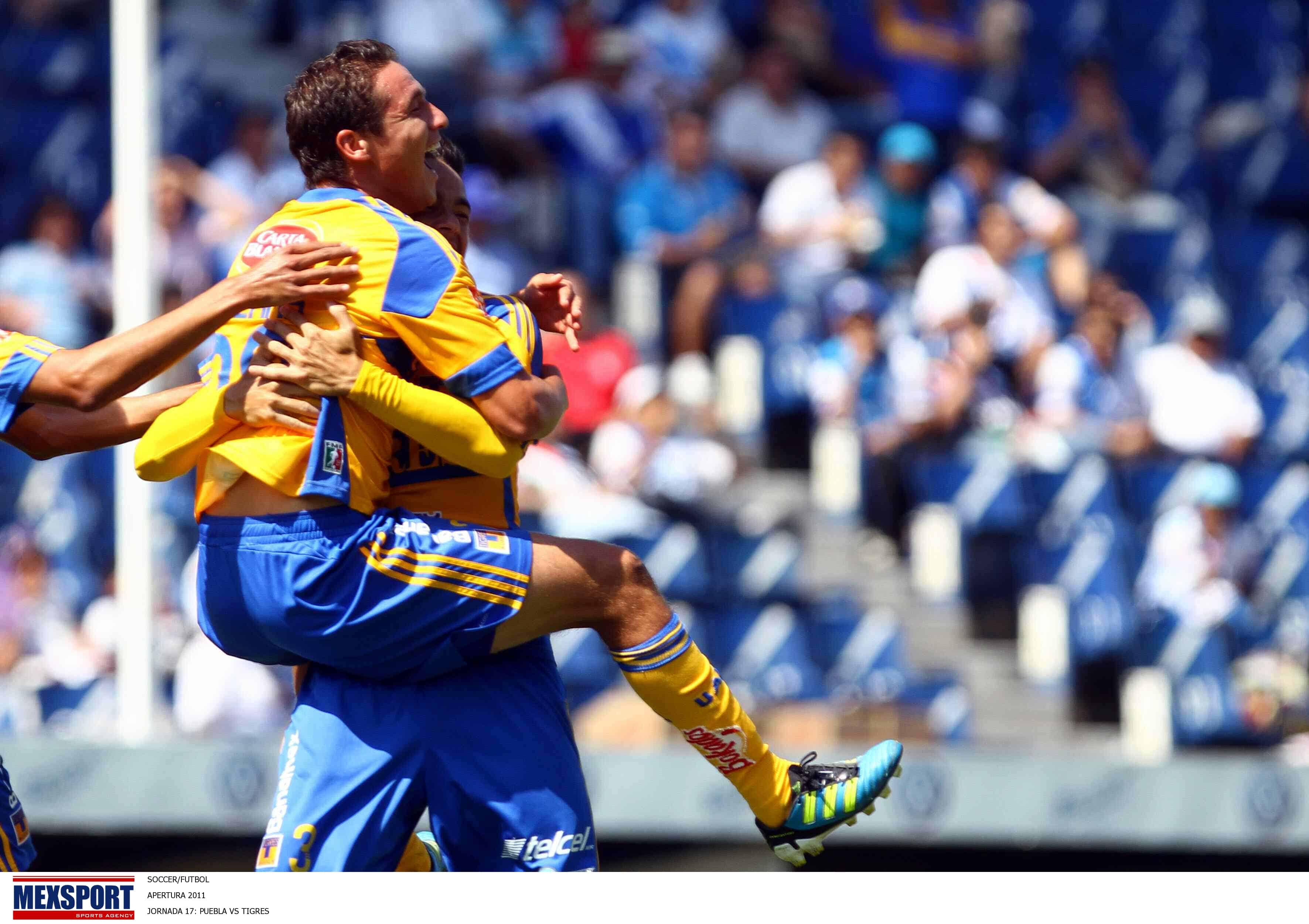 Puebla 0-1 Tigres - Jornada 17 Apertura 2011 / Dueñas hace el gol del partido para asegurar al equipo en la Fiesta Grande.