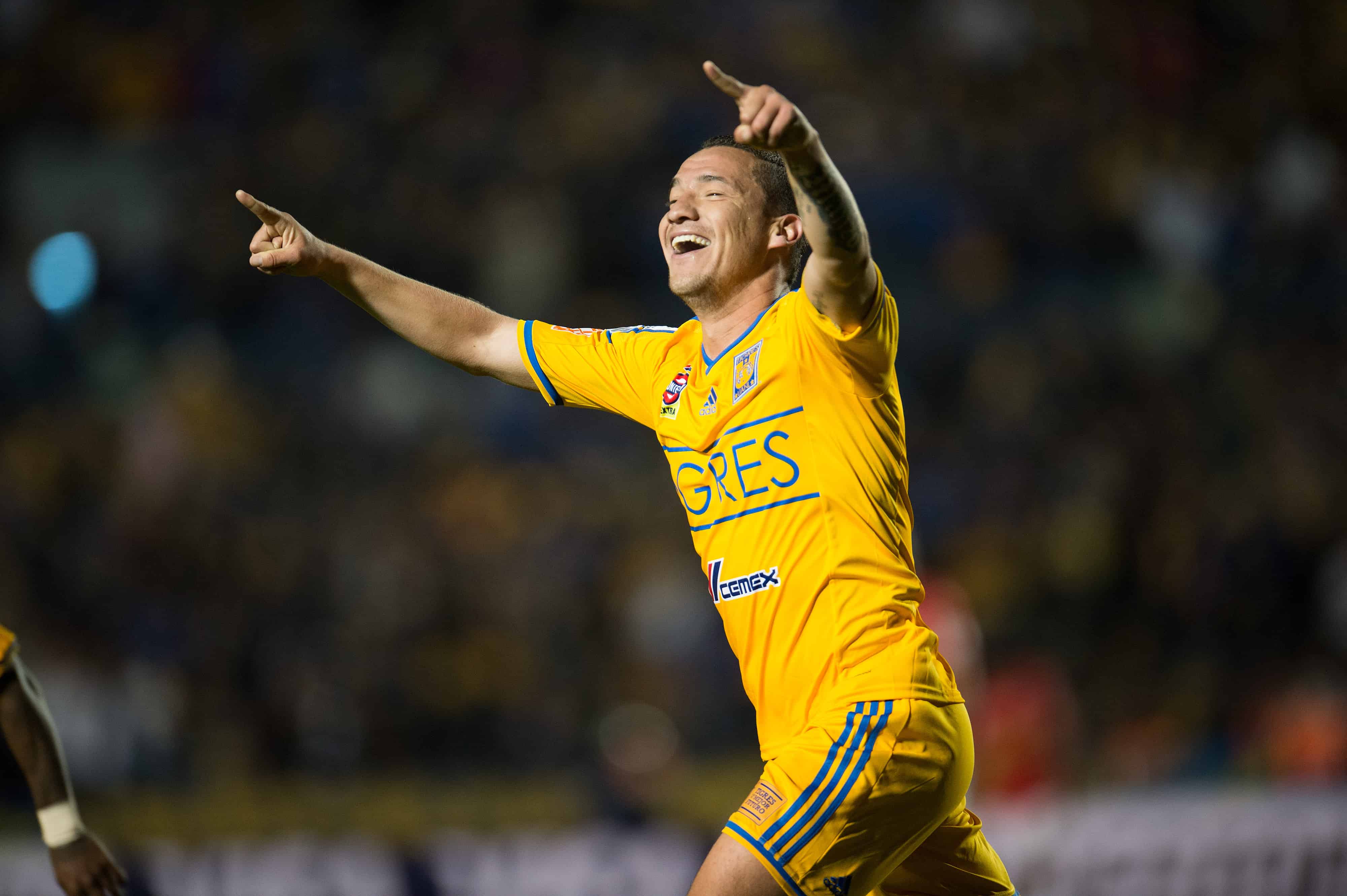 Tigres 3-0 Juan Aurich - Copa Libertadores 2015 / Hace Dueñas golazo desde fuera del área.