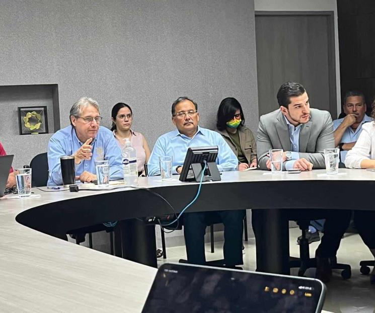 Se reúnen alcaldes metropolitanos con titular de AyD