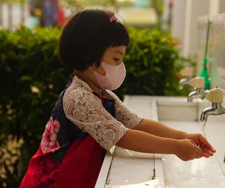 Niños felices, protegidos y aburridos durante pandemia