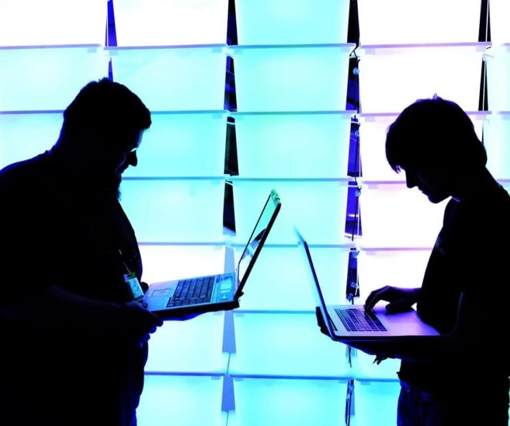 Hackers roban archivos confidenciales del régimen de Maduro