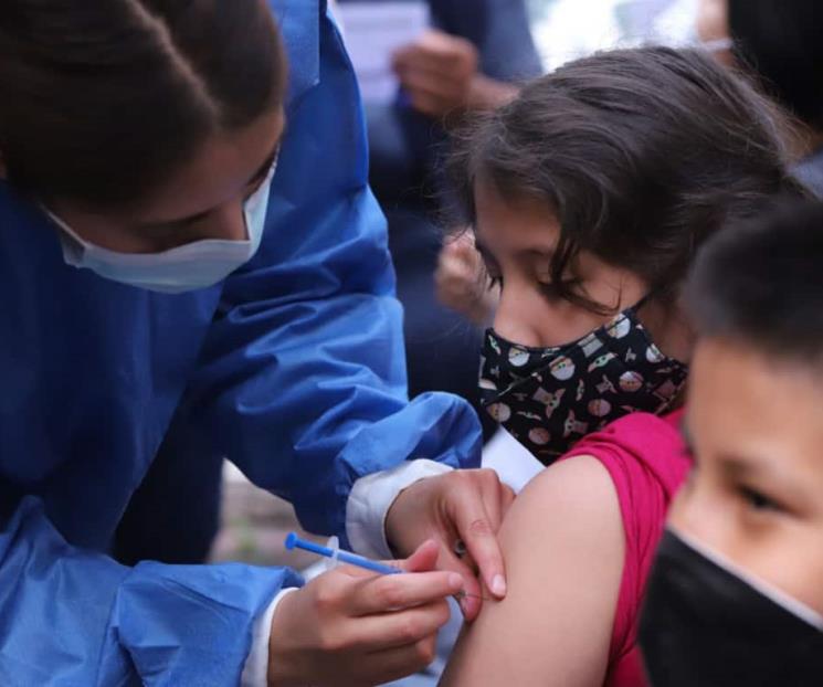 Se aplicaron 150 mil dosis antiCovid para niños: Gatell