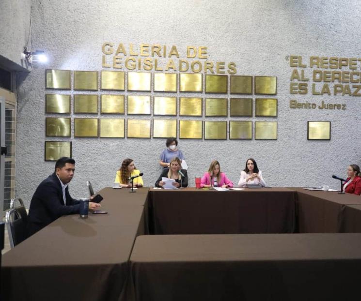 Exhortan a la SE acelerar instalación de tinacos en escuelas
