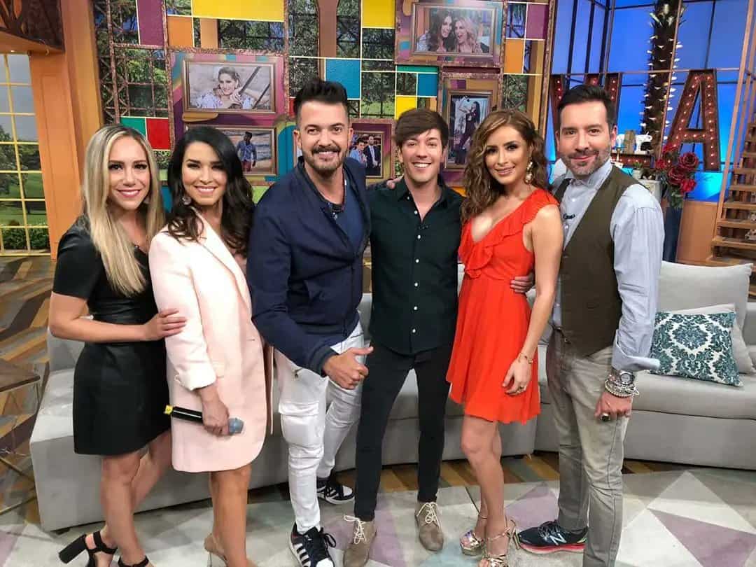 Del Solar condujo algunos de los programas más importantes de la televisión mexicana, como La Academia, Hoy y Todo Un Show