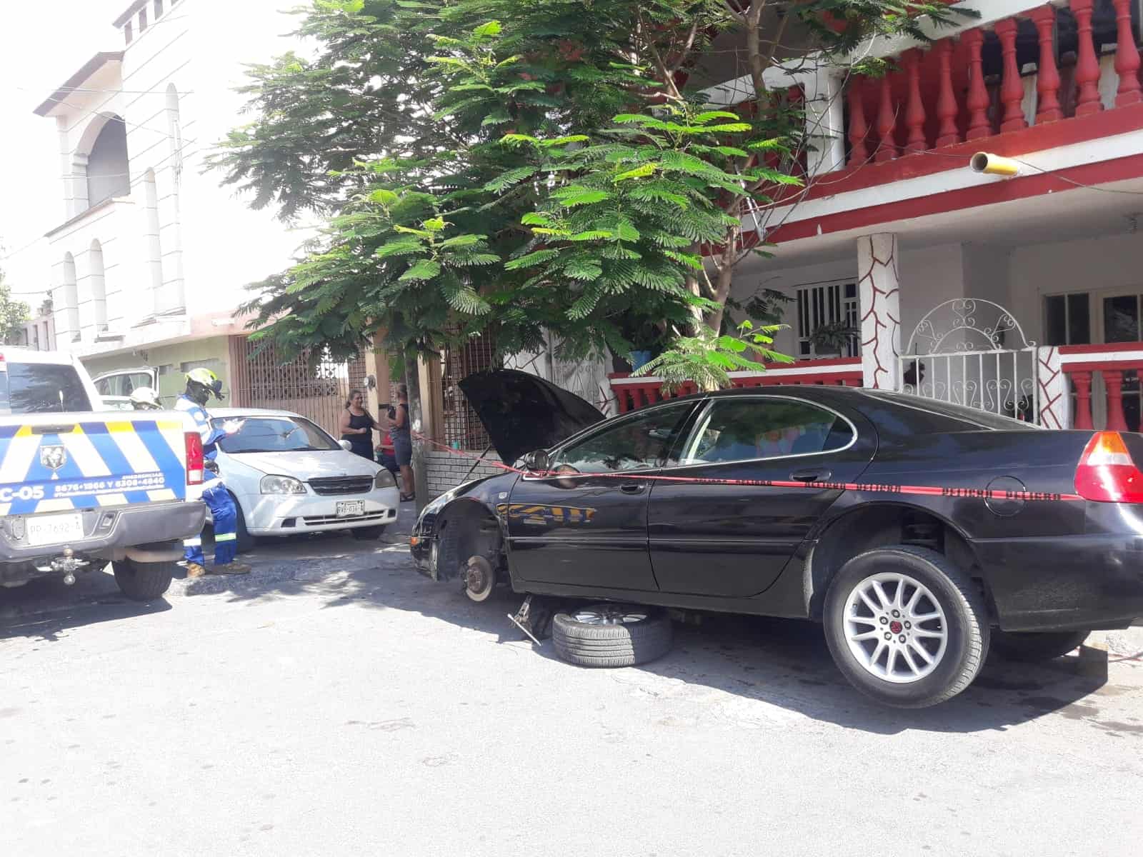 Un mecánico perdió la vida en forma trágica al caerle encima un automóvil