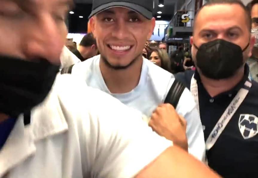 Llega y quiere ser campeón