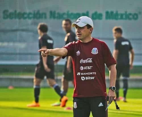 El responsable soy yo: Luis Pérez, tras eliminación