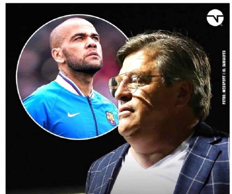 Dani Alves se burla de Herrera