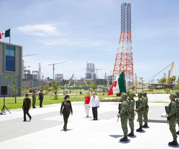 Dos Bocas es un capricho costoso e innecesario, afirma PAN Dos Bocas es un capricho costoso e innecesario, afirma PAN