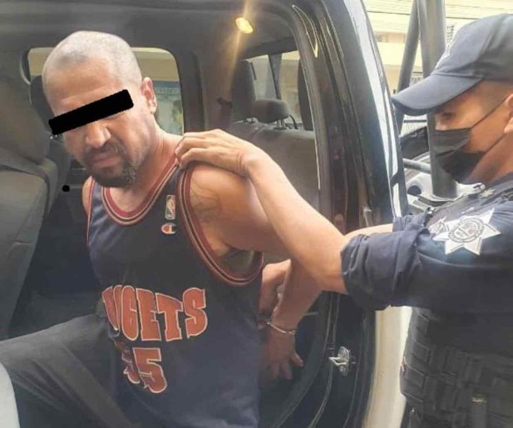 Cae por robar caja de cervezas en Monterrey