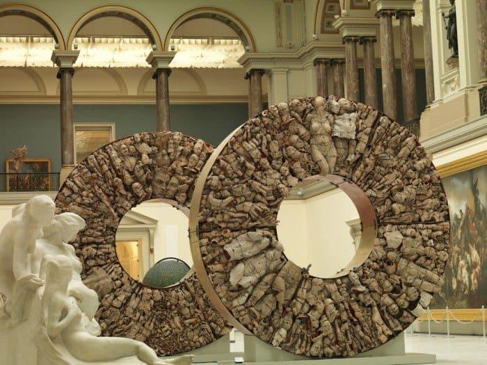 Chalchihuites, obra de Javier Marín que acompaña a Aztecas