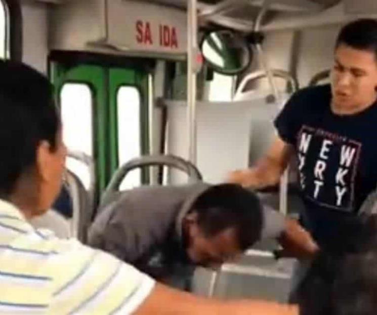 Dan golpiza a acosador de mujer