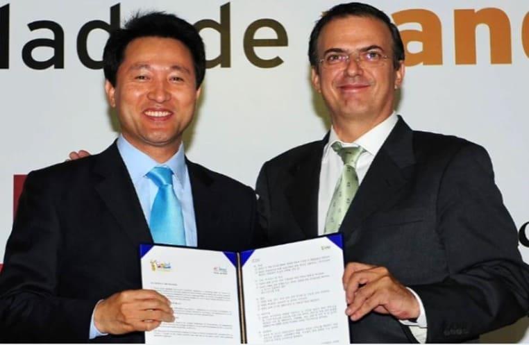 Marcelo Ebrard es nombrado ciudadano honorario de Seúl Marcelo Ebrard es nombrado ciudadano honorario de Seúl
