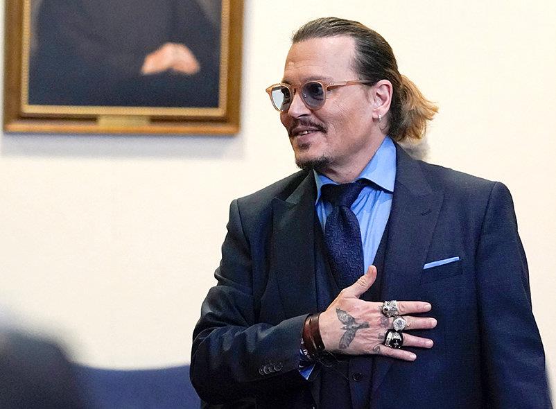 Abogados de Depp instan a dejar intacto el veredicto Abogados de Depp instan a dejar intacto el veredicto