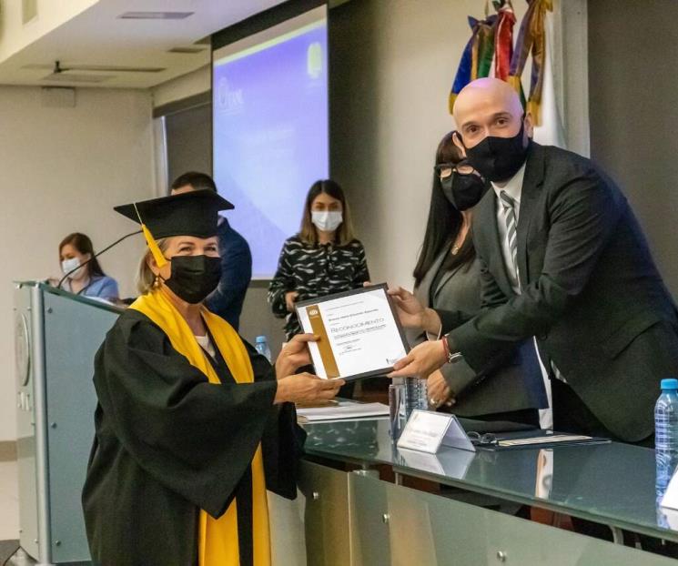 Se gradúan en Programa Universidad para los Mayores Se gradúan en Programa Universidad para los Mayores