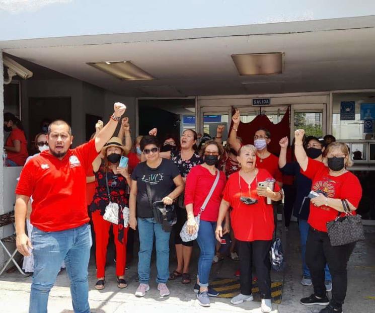 Se ponen en huelga empleados de Telmex Se ponen en huelga empleados de Telmex