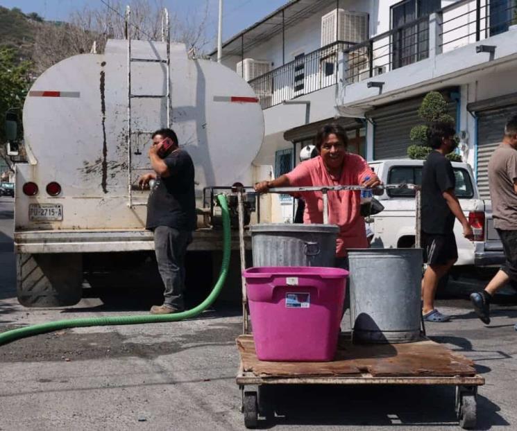 Llevan agua a 405 colonias