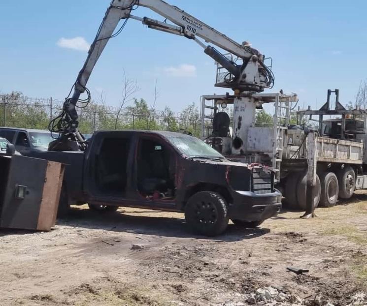 Destruyen 23 vehículos ‘monstruos’ de criminales Destruyen 23 vehículos ‘monstruos’ de criminales