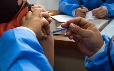 Empiezan el sábado a vacunar a menores en Santiago