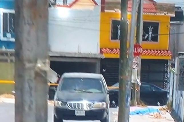 Ejecutan a joven afuera de escuela en Apodaca