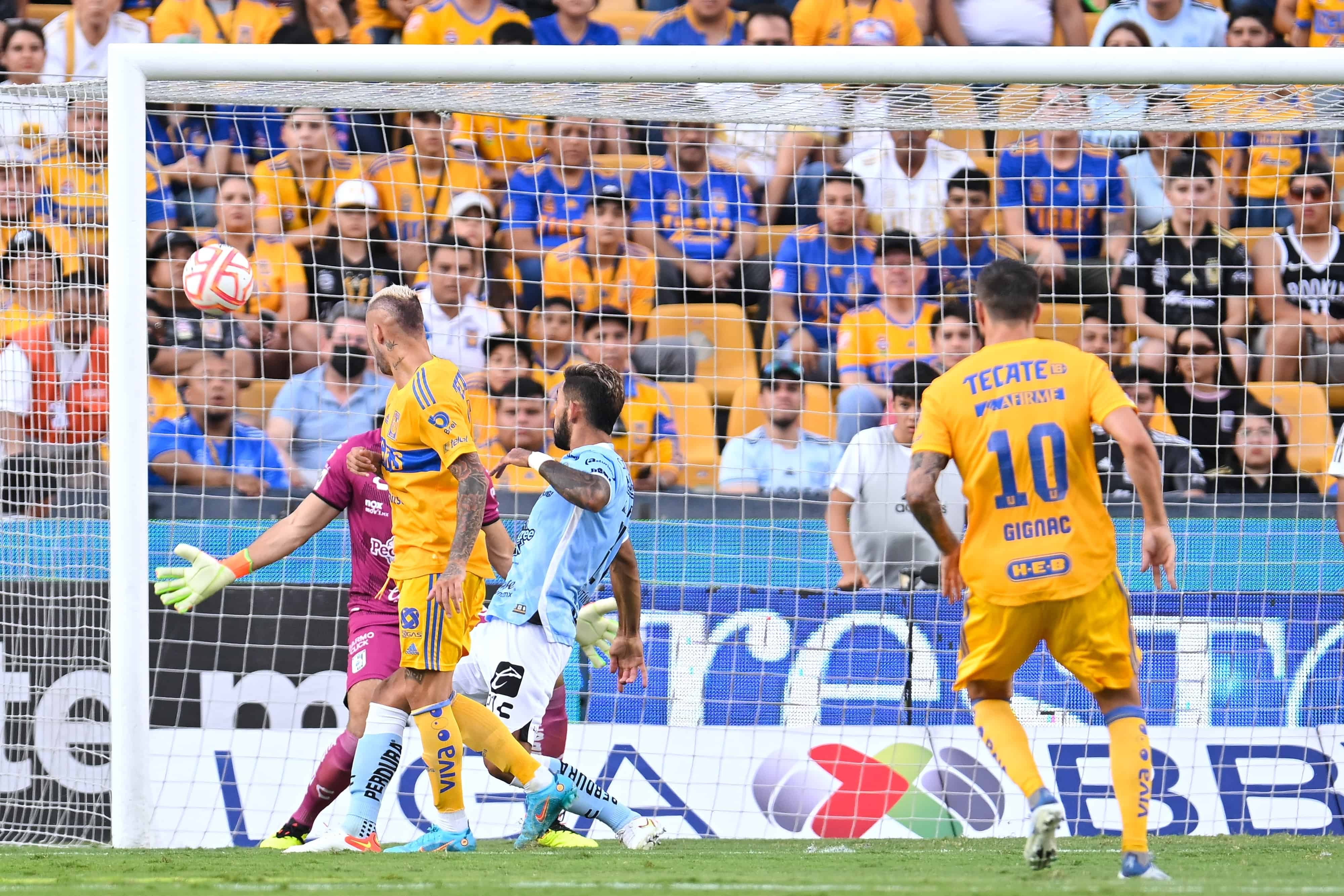 Nicolás Diente López hace el 1-0.
