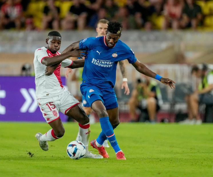 Iguala PSV de Erick Gtz en 3ra ronda de clasificación de UCL