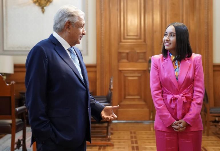 Katya Echazarreta es un orgullo de México: AMLO