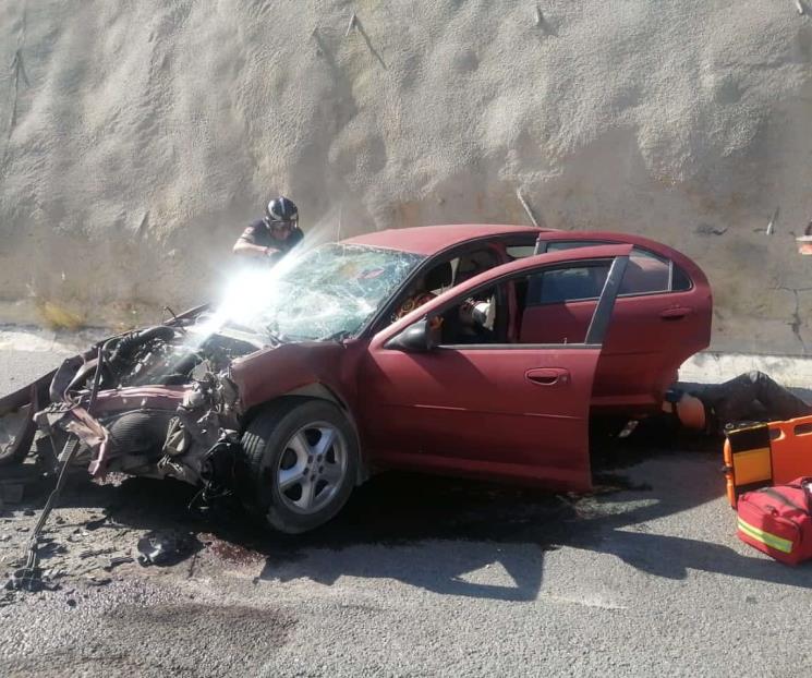 Deja choque un muerto